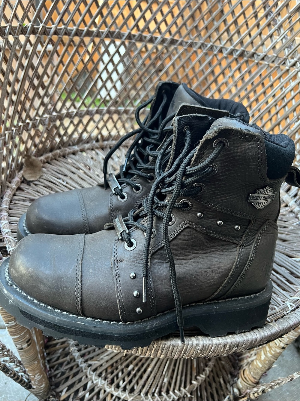 Harley-Davidson Black Leather Lace-Up Women's Rivet Boots